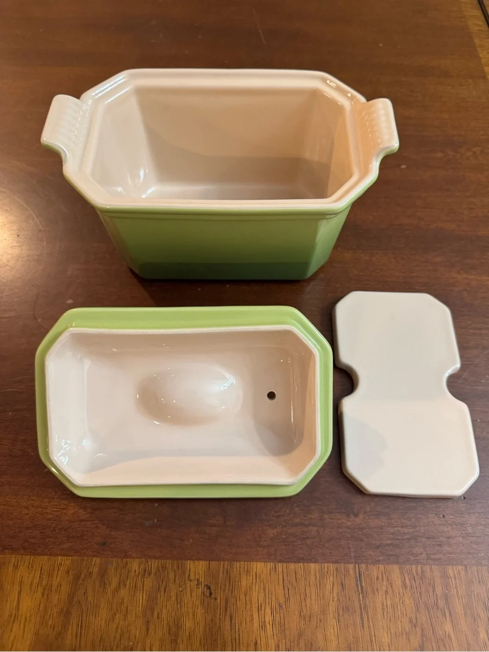 Le Creuset NEW small TERRINE - Retired Palm color